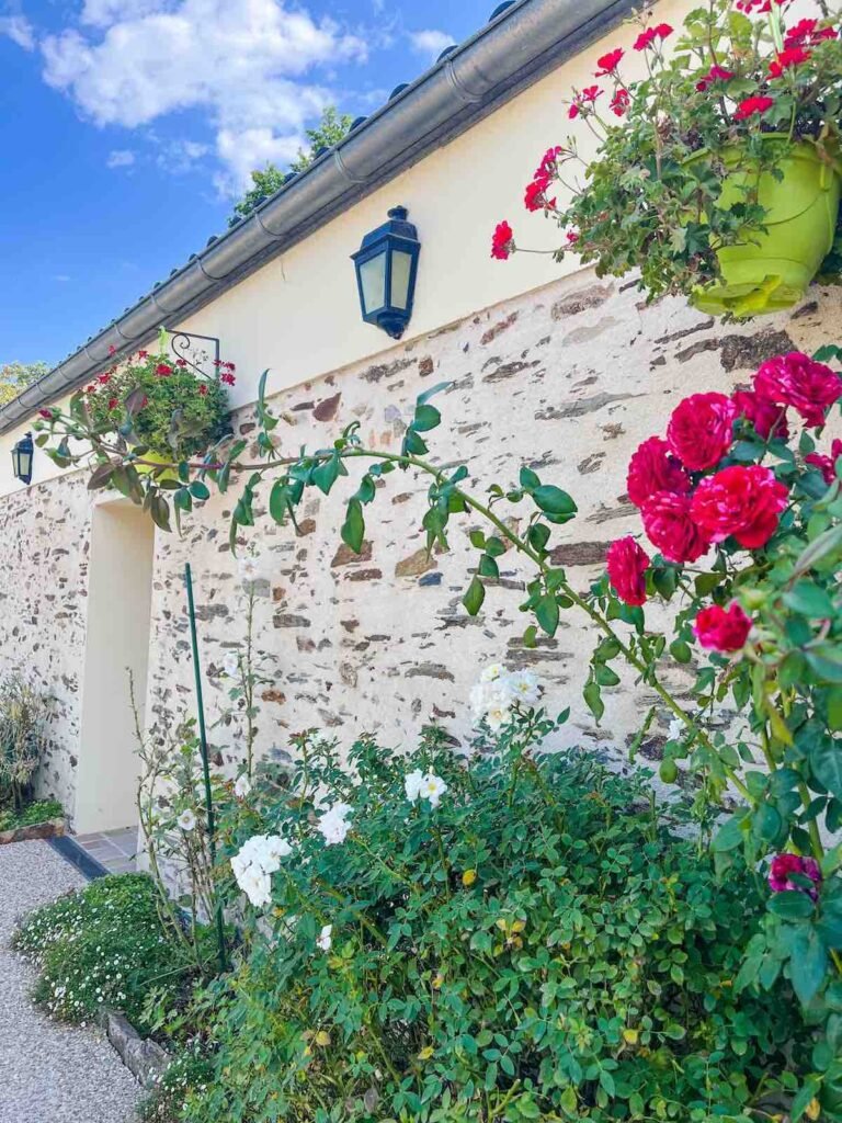 Castel Camping La Garangeoire flower beds